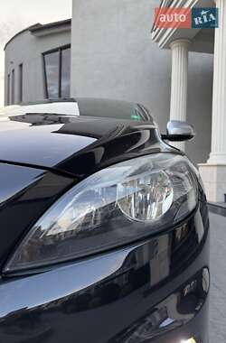 Хэтчбек Volvo V40 2014 в 