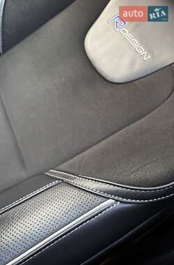 Хэтчбек Volvo V40 2014 в 