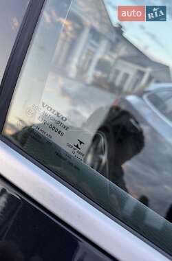 Хэтчбек Volvo V40 2014 в 