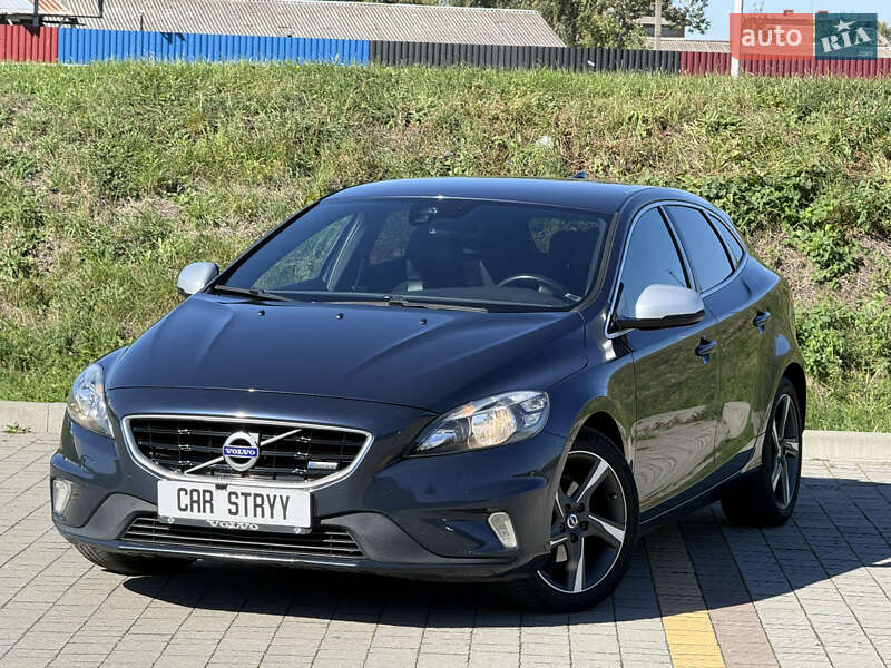 Хэтчбек Volvo V40 2014 в Стрые