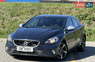 Хэтчбек Volvo V40 2014 в 
