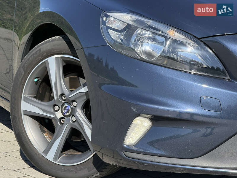 Хэтчбек Volvo V40 2014 в Стрые