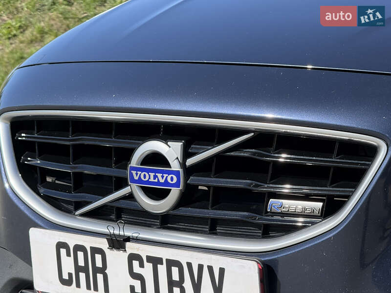 Хэтчбек Volvo V40 2014 в Стрые