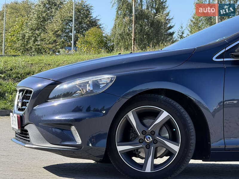 Хэтчбек Volvo V40 2014 в Стрые
