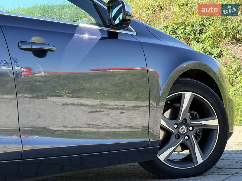 Хэтчбек Volvo V40 2014 в Стрые