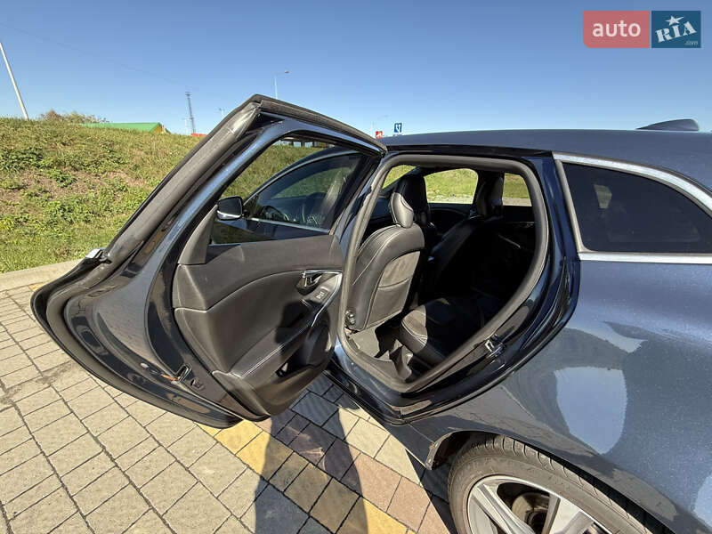 Хэтчбек Volvo V40 2014 в Стрые