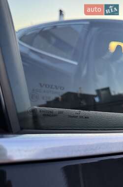 Хэтчбек Volvo V40 2014 в 