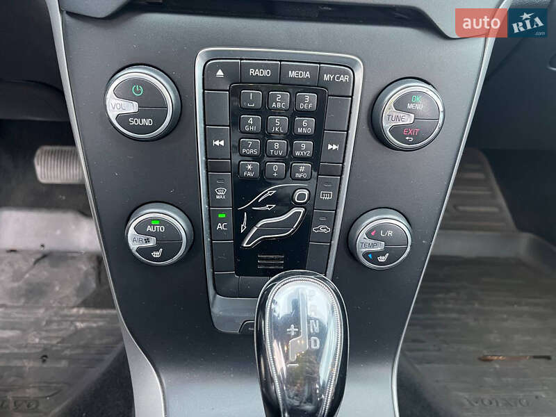 Хэтчбек Volvo V40 2013 в Киеве фото 7 Хэтчбек Volvo V40 2013 в Киеве