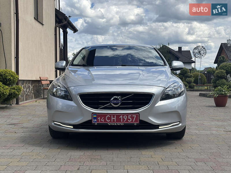 Хэтчбек Volvo V40 2014 в Стрые