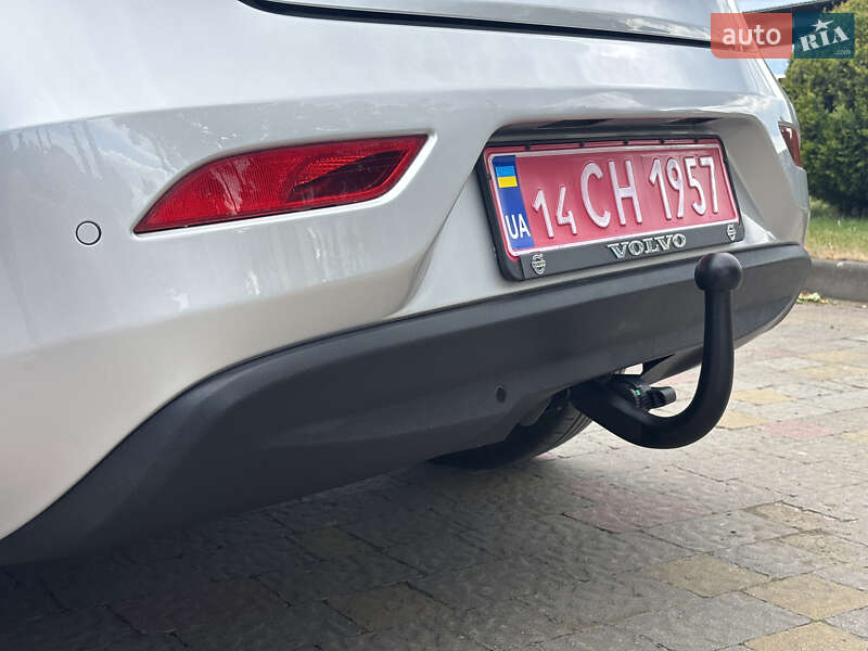 Хэтчбек Volvo V40 2014 в Стрые