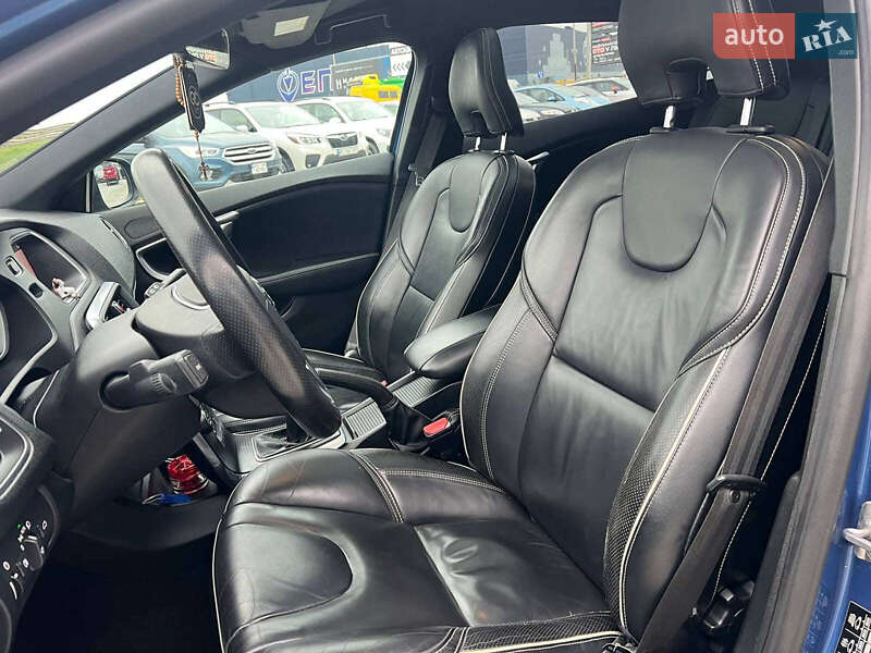 Хэтчбек Volvo V40 2017 в Львове фото 17 Хэтчбек Volvo V40 2017 в Львове