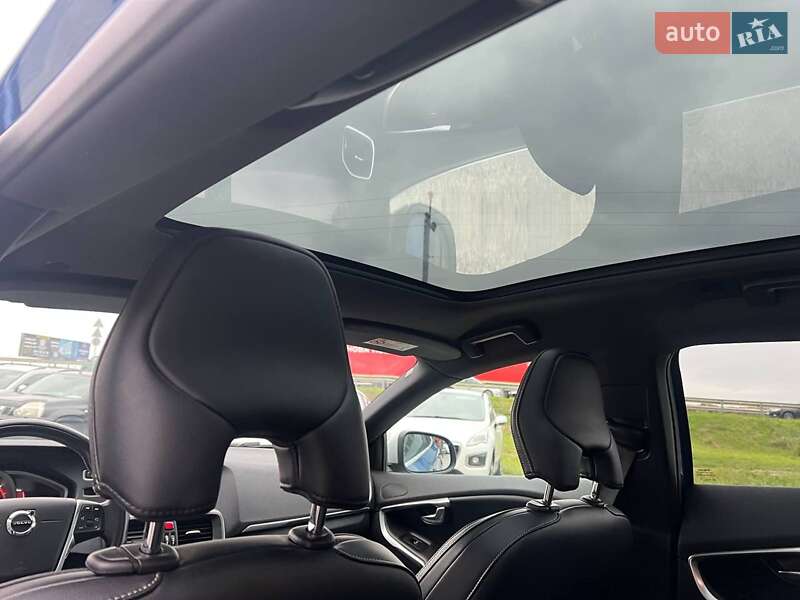 Хэтчбек Volvo V40 2017 в Львове фото 34 Хэтчбек Volvo V40 2017 в Львове