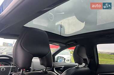 Хэтчбек Volvo V40 2017 в 