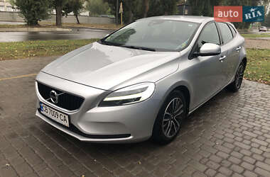 Хэтчбек Volvo V40 2017 в Нежине