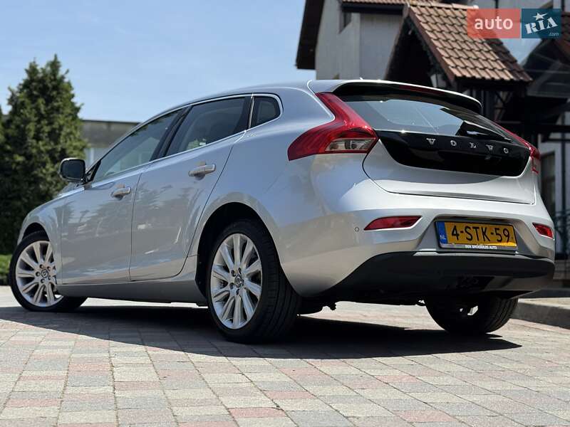 Хэтчбек Volvo V40 2013 в Стрые