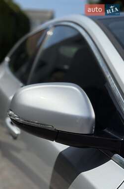 Хэтчбек Volvo V40 2013 в 
