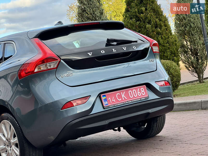 Хэтчбек Volvo V40 2013 в Стрые
