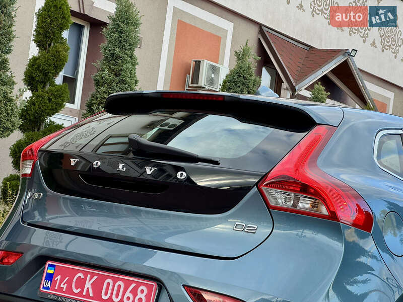 Хэтчбек Volvo V40 2013 в Стрые