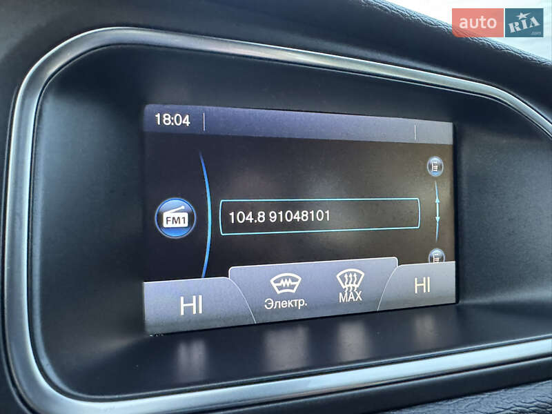 Хэтчбек Volvo V40 2013 в Стрые