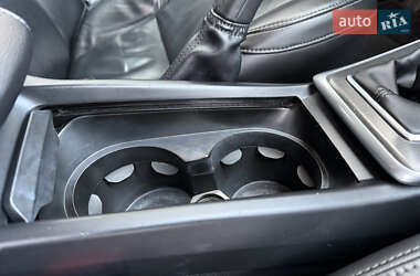 Хэтчбек Volvo V40 2013 в 