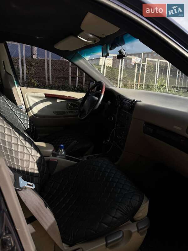 Универсал Volvo V40 2001 в Ровно