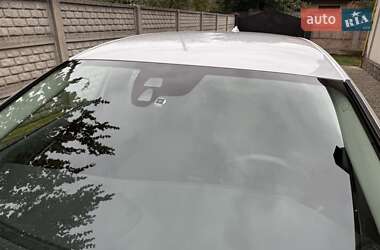 Хэтчбек Volvo V40 2014 в 