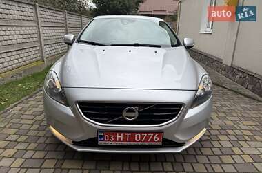 Хэтчбек Volvo V40 2014 в 