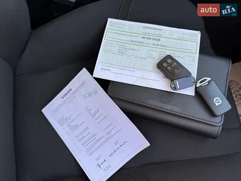Хэтчбек Volvo V40 2014 в Луцке документ