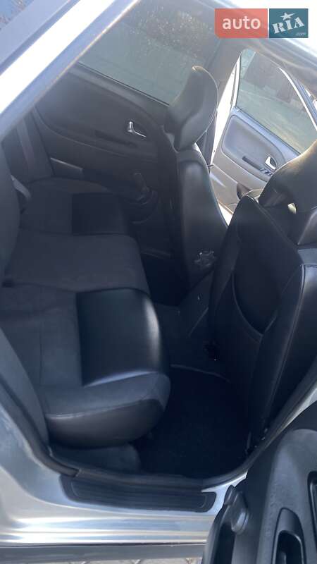 Універсал Volvo V40 2002 в Чернівцях фото 9 Універсал Volvo V40 2002 в Чернівцях