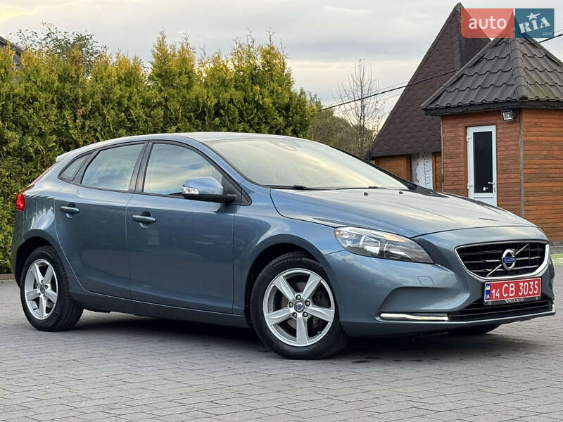 Хетчбек Volvo V40 2013 в Стрию