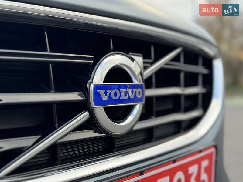 Хетчбек Volvo V40 2013 в Стрию