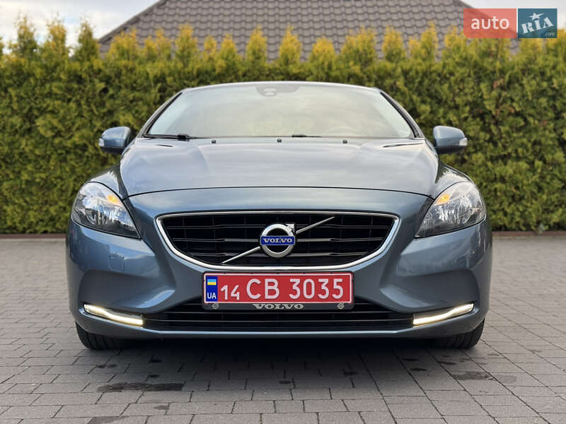 Хетчбек Volvo V40 2013 в Стрию