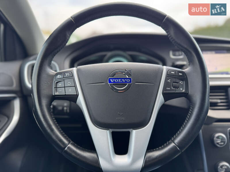 Хетчбек Volvo V40 2013 в Стрию