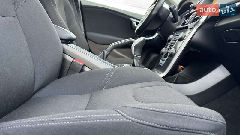 Хетчбек Volvo V40 2013 в Стрию