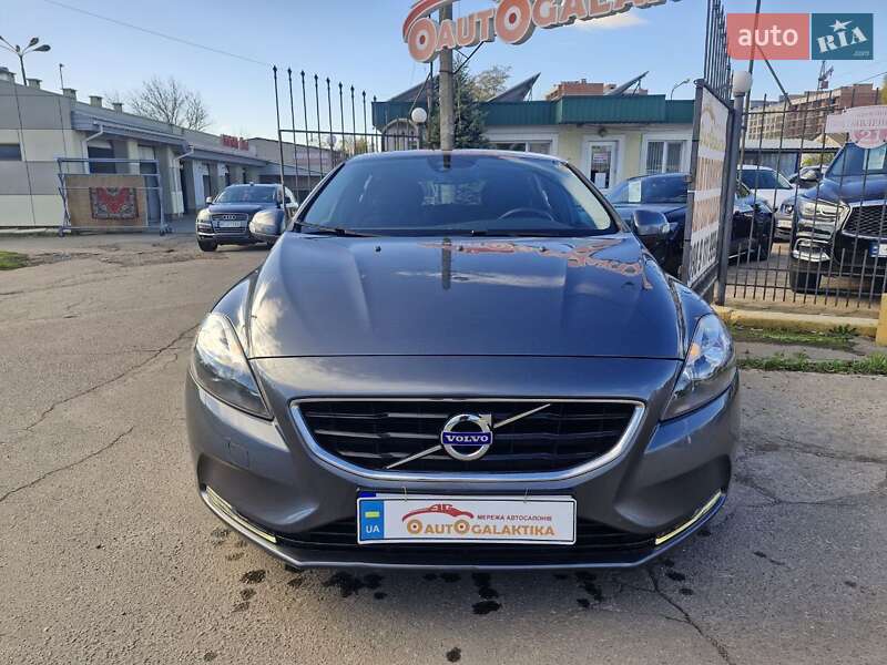 Хетчбек Volvo V40 2014 в Миколаєві