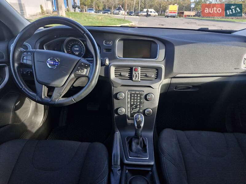 Хетчбек Volvo V40 2014 в Миколаєві