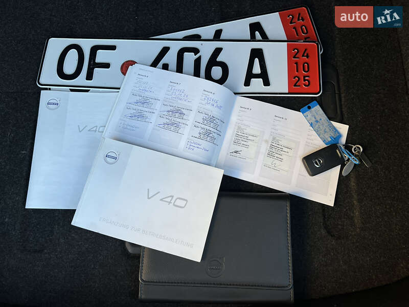 Хетчбек Volvo V40 2017 в Новояворівську фото 56 Хетчбек Volvo V40 2017 в Новояворівську
