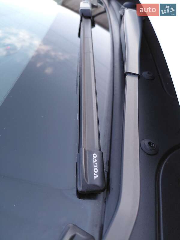 Хэтчбек Volvo V40 2013 в Бердичеве