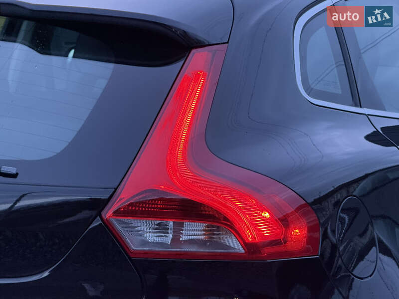 Хэтчбек Volvo V40 2013 в Стрые фото 26 Хэтчбек Volvo V40 2013 в Стрые