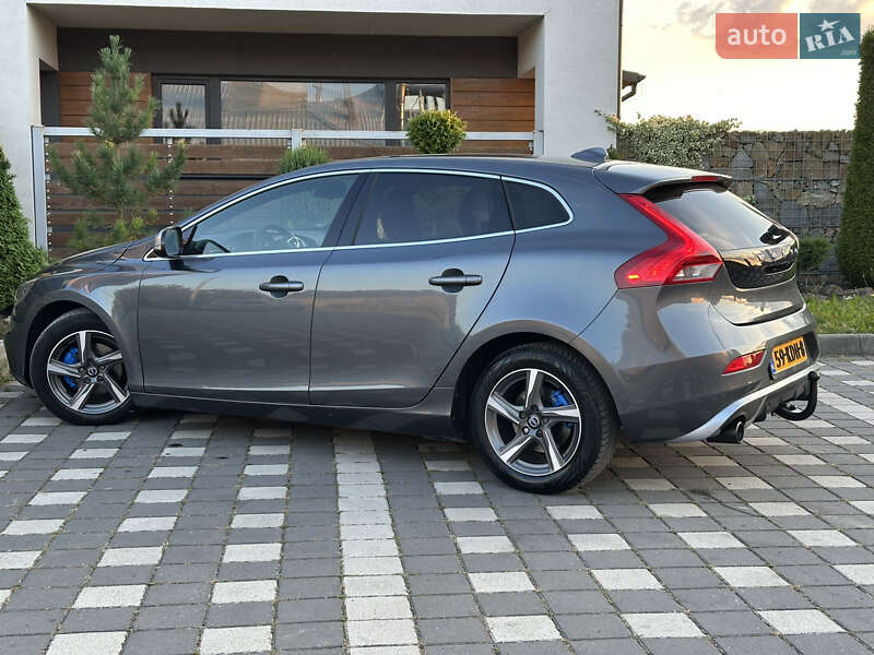 Хетчбек Volvo V40 2014 в Стрию