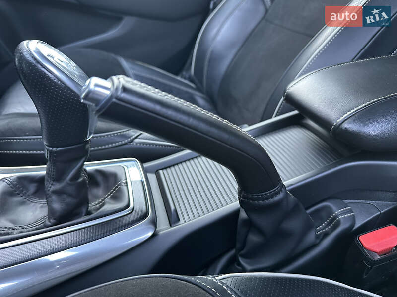 Хетчбек Volvo V40 2014 в Стрию