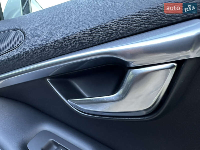 Хетчбек Volvo V40 2014 в Стрию