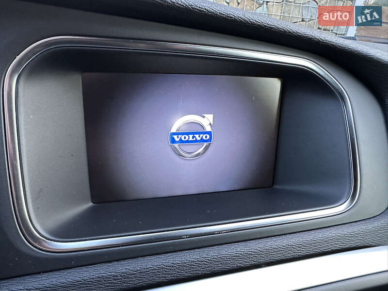 Хетчбек Volvo V40 2014 в Стрию