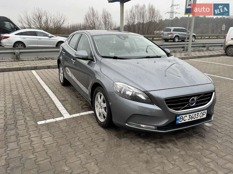 Volvo V40 2016 Volvo V40 2016
