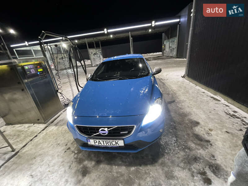 Хэтчбек Volvo V40 2014 в Пустомытах фото 3 Хэтчбек Volvo V40 2014 в Пустомытах