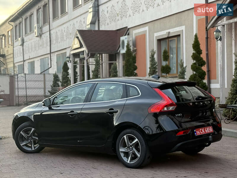 Хетчбек Volvo V40 2013 в Стрию
