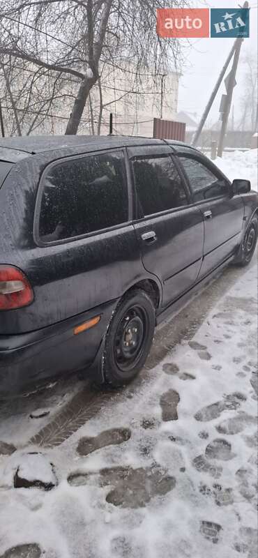 Универсал Volvo V40 2004 в Владимирце