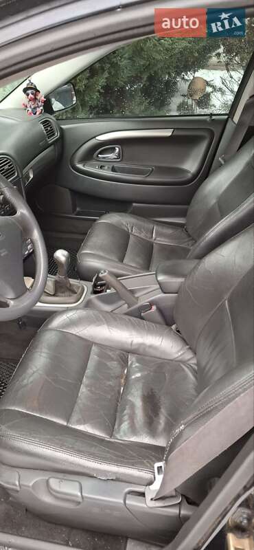 Универсал Volvo V40 2004 в Владимирце