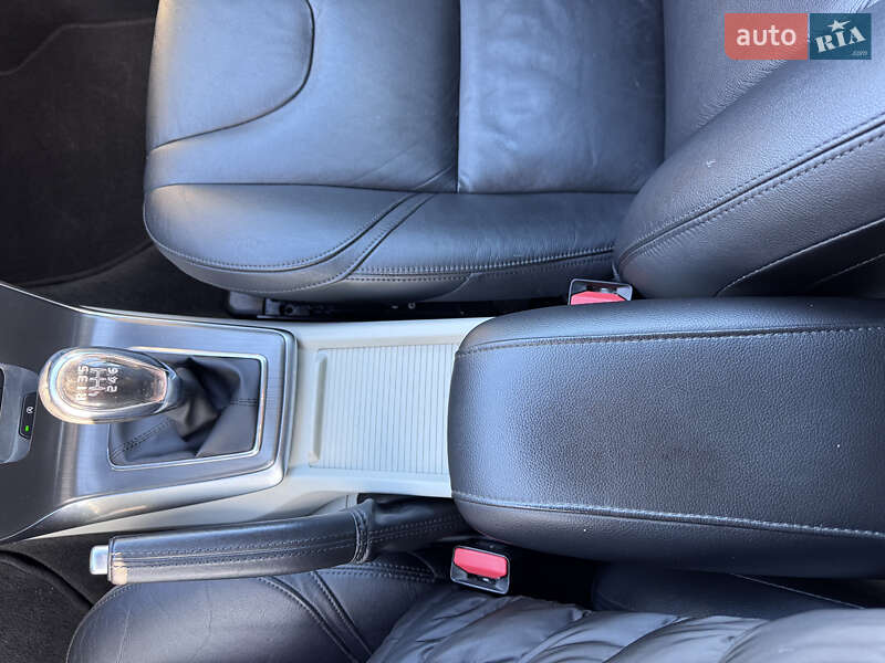 Хэтчбек Volvo V40 2013 в Стрые фото 51 Хэтчбек Volvo V40 2013 в Стрые