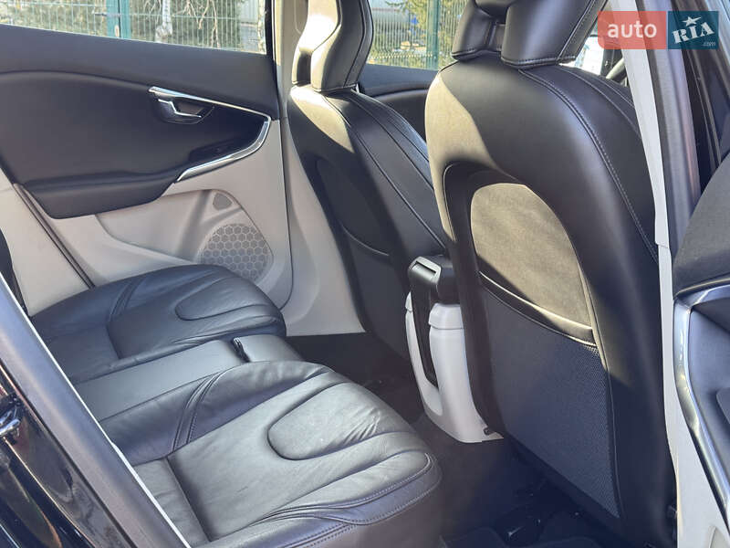 Хэтчбек Volvo V40 2013 в Стрые фото 72 Хэтчбек Volvo V40 2013 в Стрые